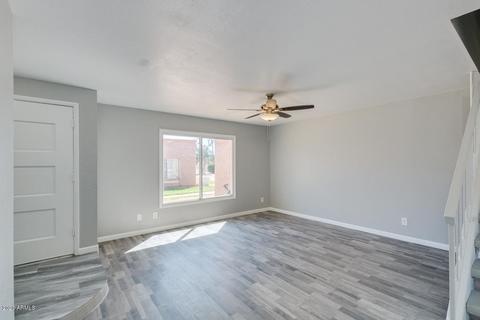 3221 W Echo Ln, Phoenix, AZ 85051 photo 8