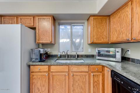 3256 E Kerry Ln, Phoenix, AZ 85050 photo 13