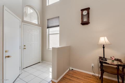 3256 E Kerry Ln, Phoenix, AZ 85050 photo 4