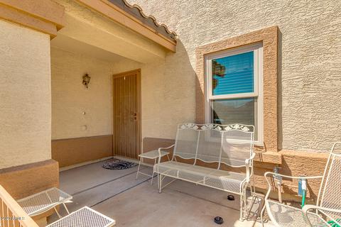 654 S Heritage Dr, Gilbert, AZ 85296 photo 5