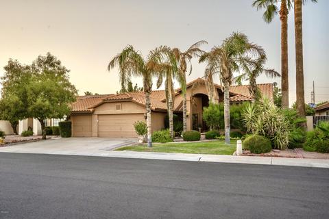 614 E Stonebridge Dr, Gilbert, AZ 85234 photo 1