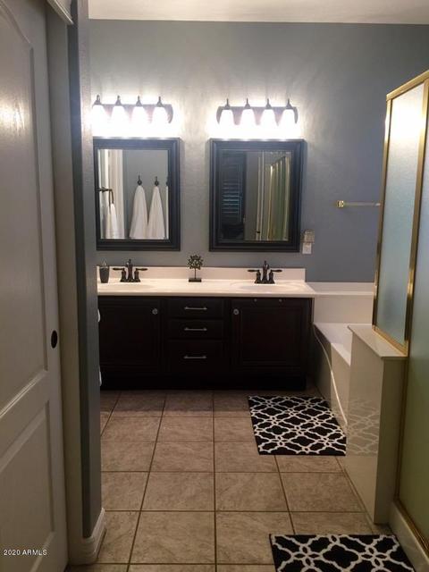 3324 E Canyon Creek Dr, Gilbert, AZ 85295 photo 4