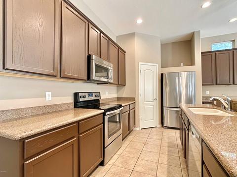 3295 E Morelos Ct, Gilbert, AZ 85295 photo 11