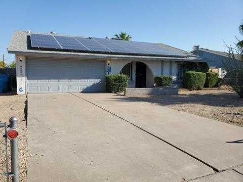 4546 E Vineyard Rd, Phoenix, AZ 85042 photo 2