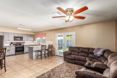 4546 E Vineyard Rd, Phoenix, AZ 85042 photo 8