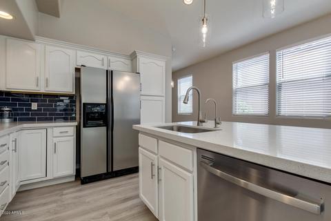 321 E Stonebridge Dr, Gilbert, AZ 85234 photo 8