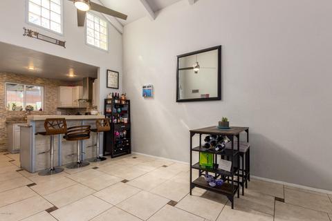 2225 E Catalina Dr, Phoenix, AZ 85016 photo 4
