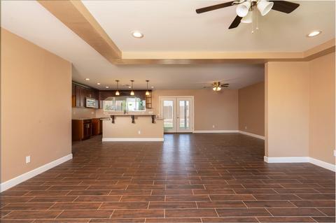 2914 E Michelle Dr, Phoenix, AZ 85032 photo 4