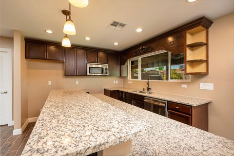2914 E Michelle Dr, Phoenix, AZ 85032 photo 8