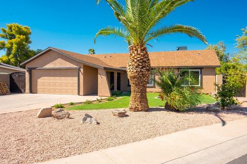 2914 E Michelle Dr, Phoenix, AZ 85032 photo 1
