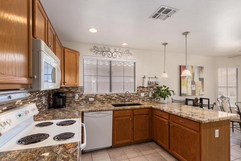 3303 E Tonopah Dr, Phoenix, AZ 85050 photo 9