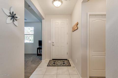 3627 E Larson Ln, Gilbert, AZ 85295 photo 4