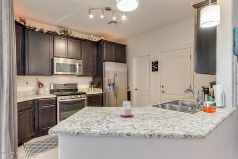 3627 E Larson Ln, Gilbert, AZ 85295 photo 17