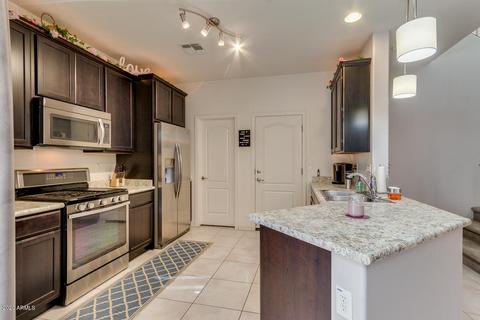 3627 E Larson Ln, Gilbert, AZ 85295 photo 18