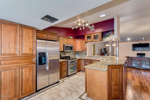 542 E Sage Brush St, Gilbert, AZ 85296 photo 13