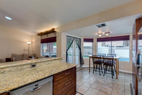 542 E Sage Brush St, Gilbert, AZ 85296 photo 18