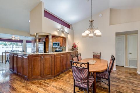542 E Sage Brush St, Gilbert, AZ 85296 photo 12