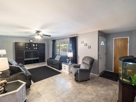537 W 3rd Pl, Mesa, AZ 85201 photo 4