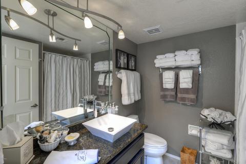 2921 E Keim Dr, Phoenix, AZ 85016 photo 17