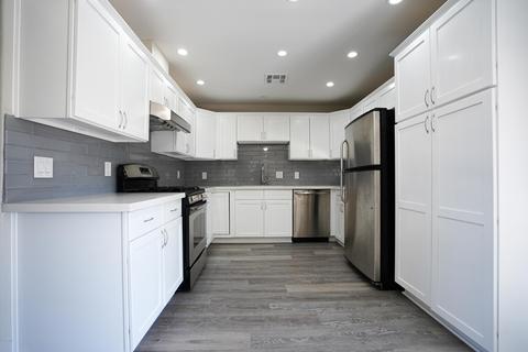 1015 E 7th Dr, Mesa, AZ 85204 photo 9
