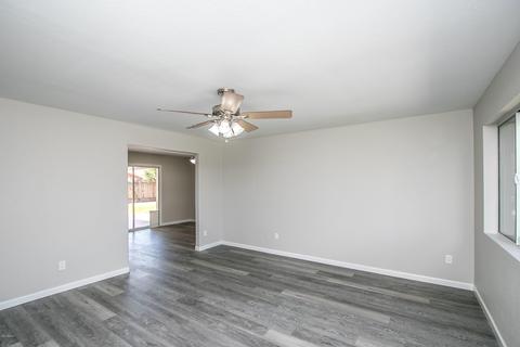 1015 E 7th Dr, Mesa, AZ 85204 photo 12