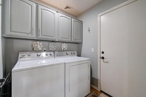 4219 E Sandy Way, Gilbert, AZ 85297 photo 19