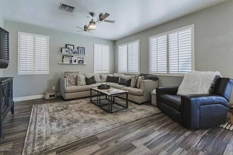 1393 E Chestnut Ln, Gilbert, AZ 85298 photo 5