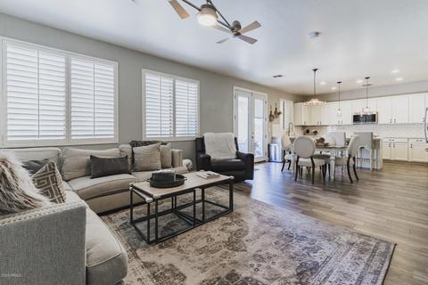 1393 E Chestnut Ln, Gilbert, AZ 85298 photo 6