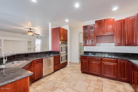 8604 S 10th Dr, Phoenix, AZ 85041 photo 14