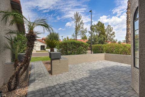 2309 E Huron Ct, Gilbert, AZ 85234 photo 5