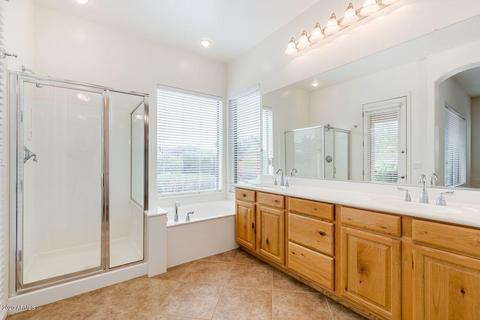 6859 S Pinehurst Dr, Gilbert, AZ 85298 photo 11