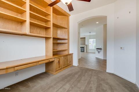 6859 S Pinehurst Dr, Gilbert, AZ 85298 photo 4
