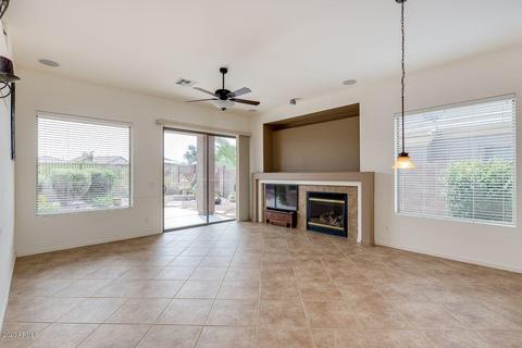 6859 S Pinehurst Dr, Gilbert, AZ 85298 photo 8