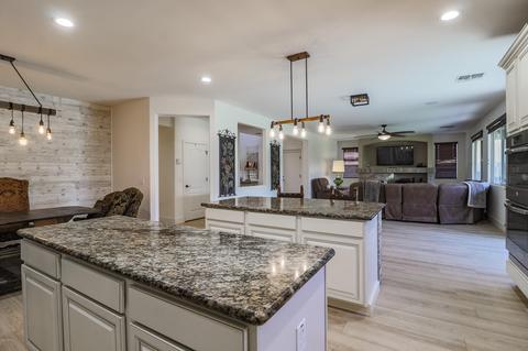 2183 E La Costa Dr, Gilbert, AZ 85298 photo 3
