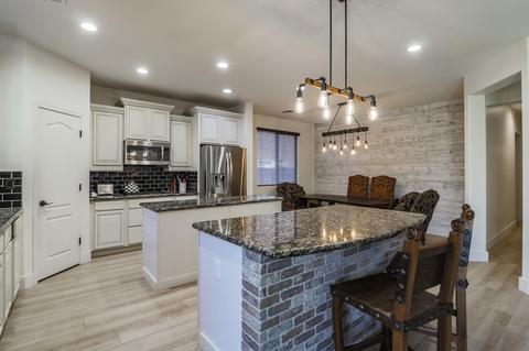 2183 E La Costa Dr, Gilbert, AZ 85298 photo 1
