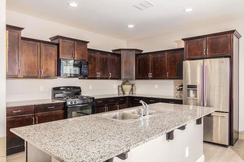 2757 E Cherry Hill Dr, Gilbert, AZ 85298 photo 14