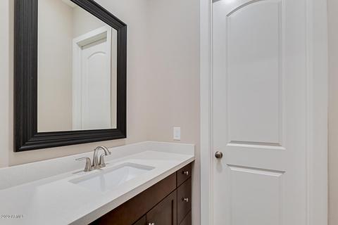 8976 N 8th Dr, Phoenix, AZ 85021 photo 23