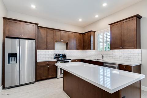 8976 N 8th Dr, Phoenix, AZ 85021 photo 1