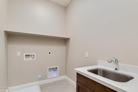 8976 N 8th Dr, Phoenix, AZ 85021 photo 24