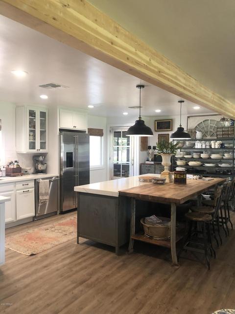 711 W Why Worry Ln, Phoenix, AZ 85021 photo 2