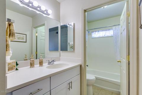 2529 E Wood St, Phoenix, AZ 85040 photo 16