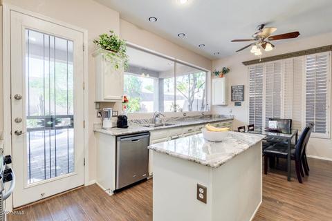 7516 E Odessa Cir, Mesa, AZ 85207 photo 12