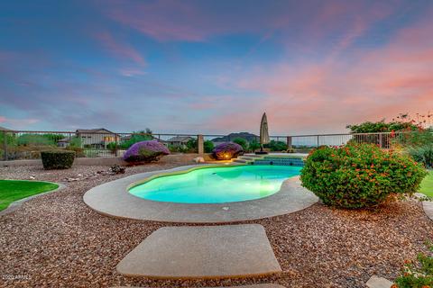 7643 E Torrey Point Cir, Mesa, AZ 85207 photo 4