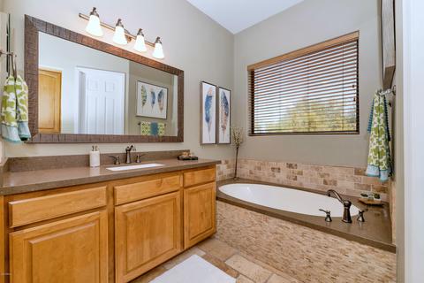 5246 E Herrera Dr, Phoenix, AZ 85054 photo 16