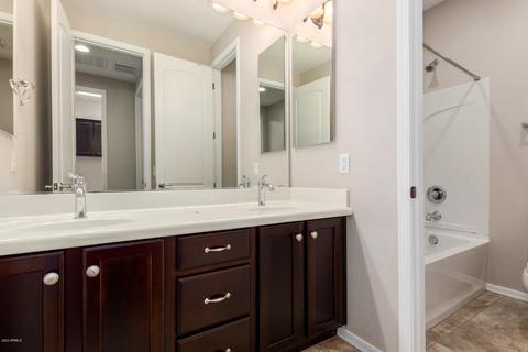 3725 E Matthew Dr, Phoenix, AZ 85050 photo 27
