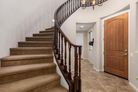3725 E Matthew Dr, Phoenix, AZ 85050 photo 1