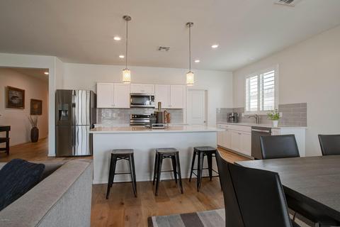 1806 E Grove St, Phoenix, AZ 85040 photo 9