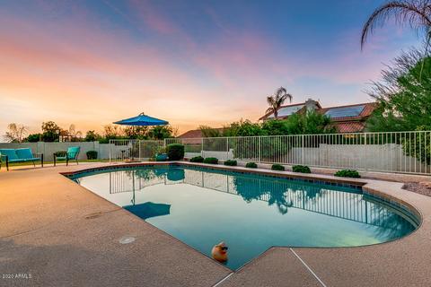 1044 E Forest Hills Dr, Phoenix, AZ 85022 photo 2