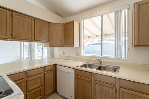 1051 E Sequoia Dr, Phoenix, AZ 85024 photo 5