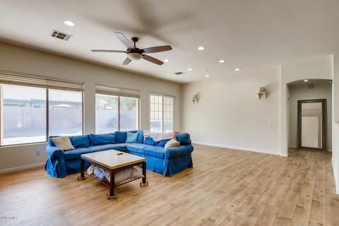 445 E Windsor Dr, Gilbert, AZ 85296 photo 5
